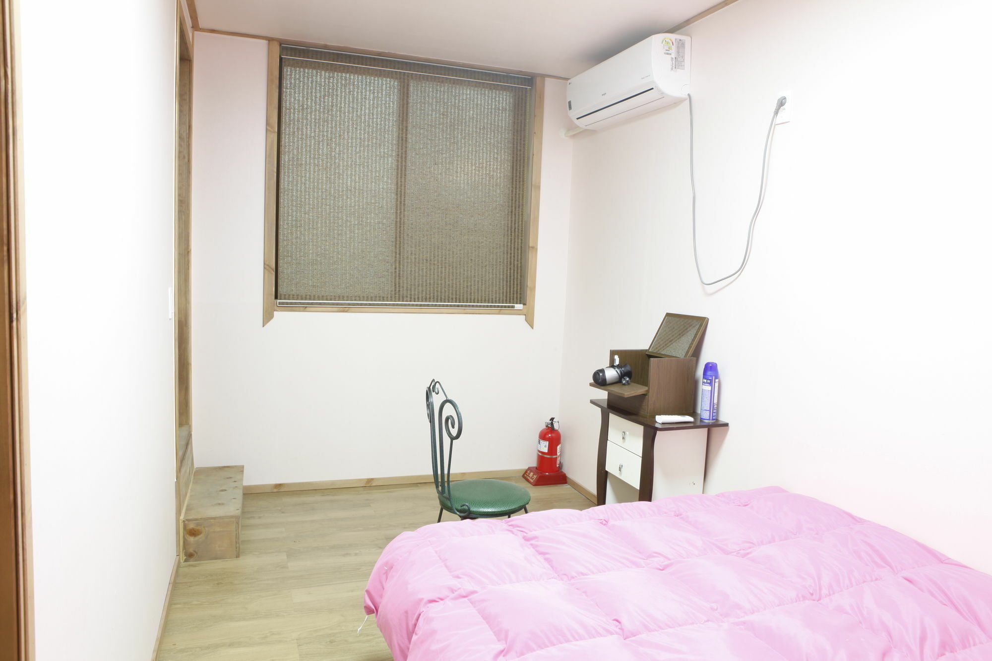 Baozen Guesthouse Jeju Exteriör bild